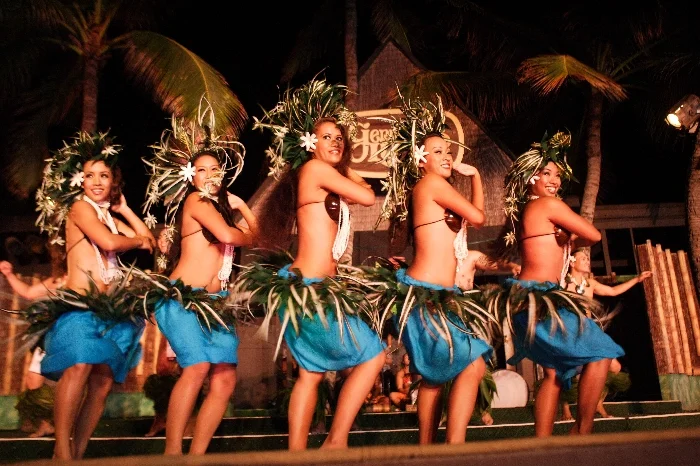 Book Hawaii with Tripster